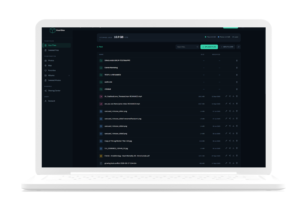 The VaultBox web client, with folders and files in one list